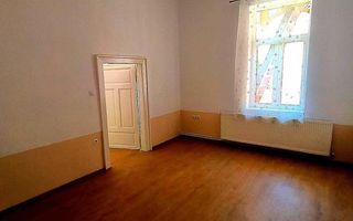 BRASADAS vinde ap 2 cam la curte comună zona CENTRALA. - Poză 3