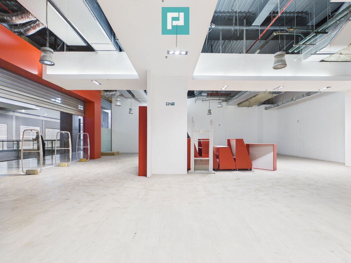 Spațiu comercial premium 220mp Agora Arad - Poză 9
