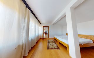 Casa deodebita zona Sacele -central - Poză 8