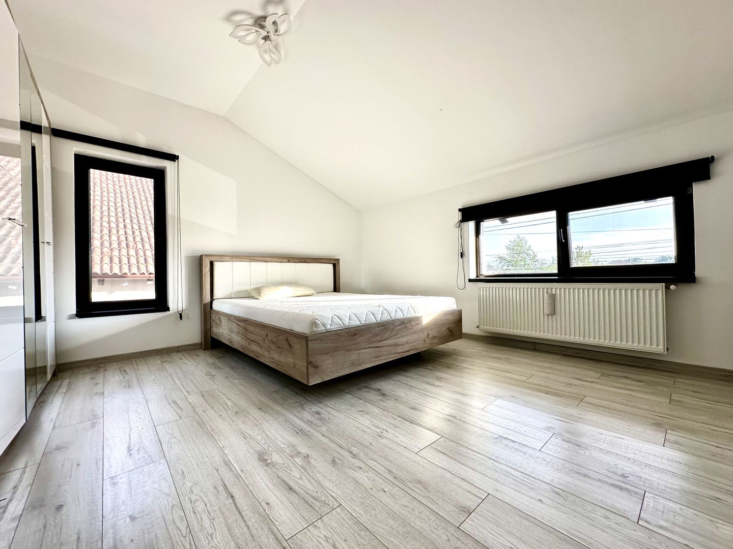 Duplex generos, 120 mp utili, modern si mobilat, in  Mosnita Veche - Poză 16