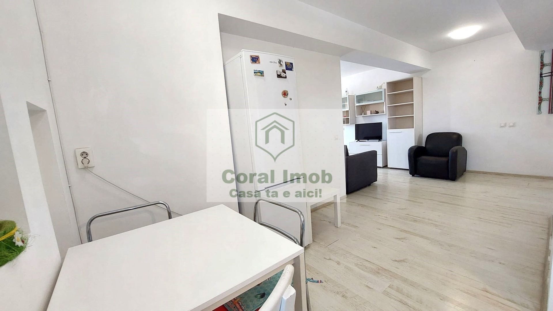 Vanzare 2 camere Vitan Barzesti, cu parcare! - Poză 23