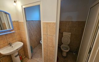 Spatiu comercial/camere cazare - 7 camere 135 mp Baicoi Prahova! - Poză 16