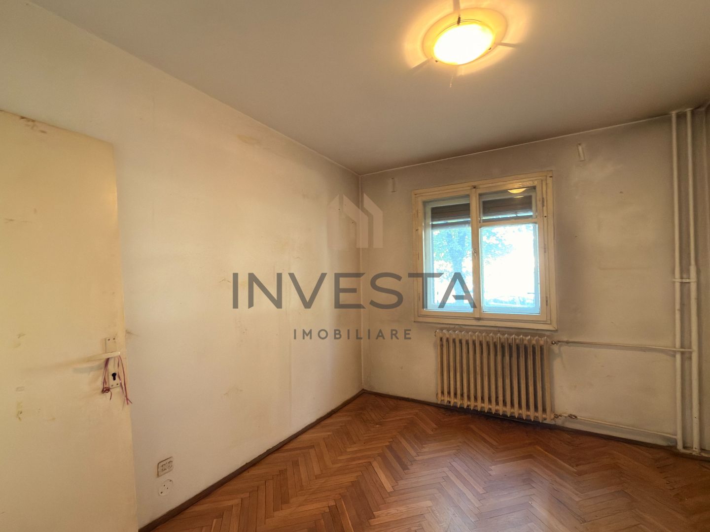 Apartament cu 3 camere | Parter inalt cu balcon | Garaj | Boxa - Poză 3