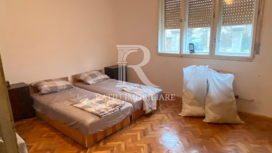 Casă din cărămidă | Teren 2000 mp|Anexe tradiționale | Bojt - Poză 20