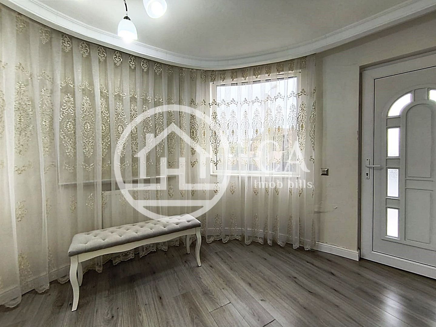 Casă de închiriat cu 2 camere în zona Salca, Oradea - Poză 11