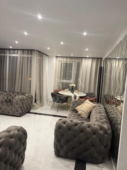 Apartament 2 camere, terasă, 2 parcari subterane, zonă centrală. - Poză 3