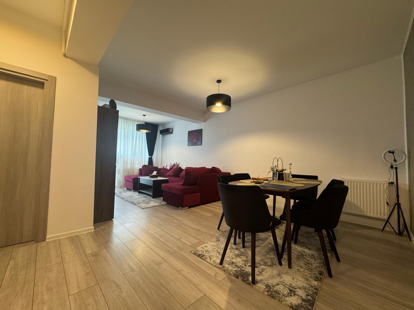 2 camere| BIHARIA- BANEASA| LOC DE PARCARE - Poză 4