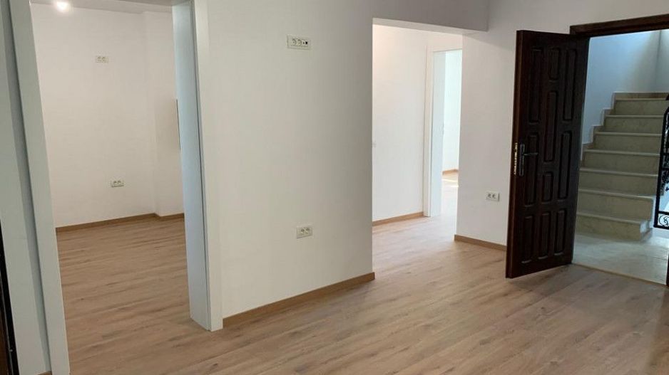 Inchiriere Spatiu Birouri/Apartament Calea Bucuresti - Poză 6