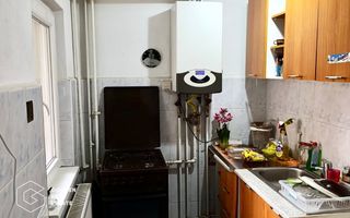 Apartament o camera, suprafață 45 mp, Zona Gării, centrala proprie - Poză 3