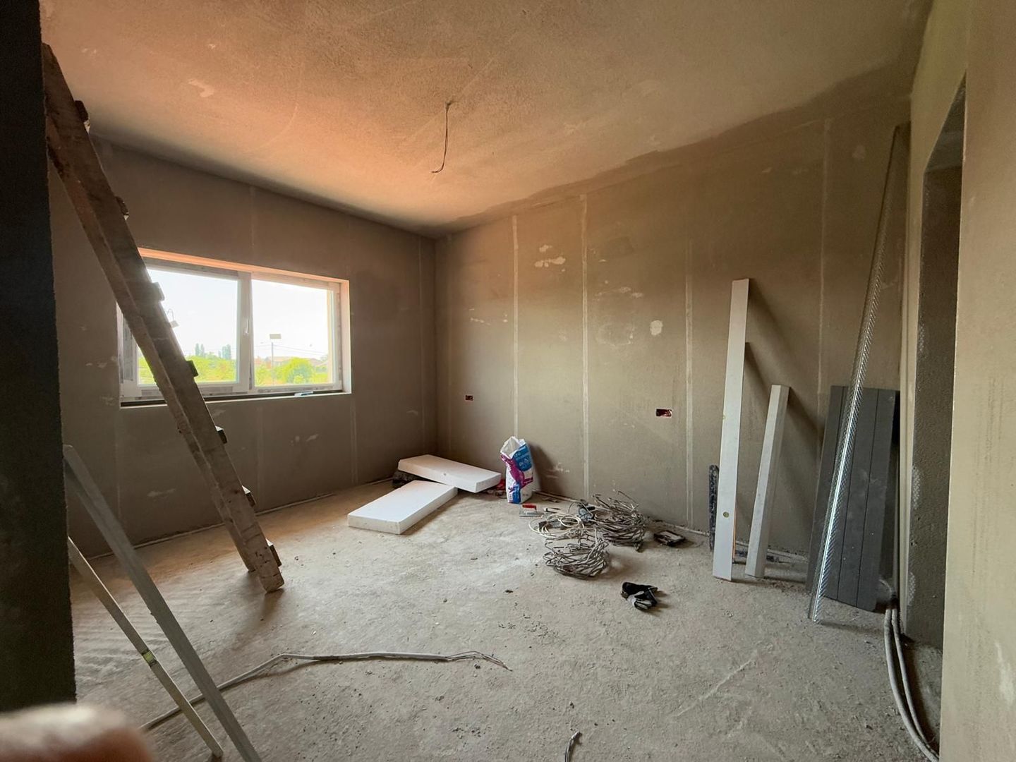 Casa individuala cu teren generos - Dumbravita - Poză 13