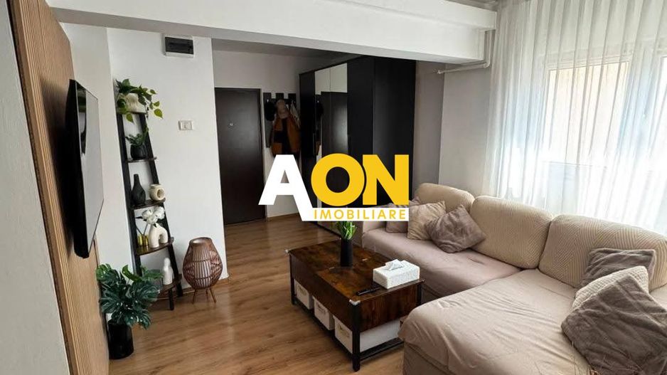 Apartament 3 camere, mobilat, utilat, etaj 2, ultracentral - Poză 1