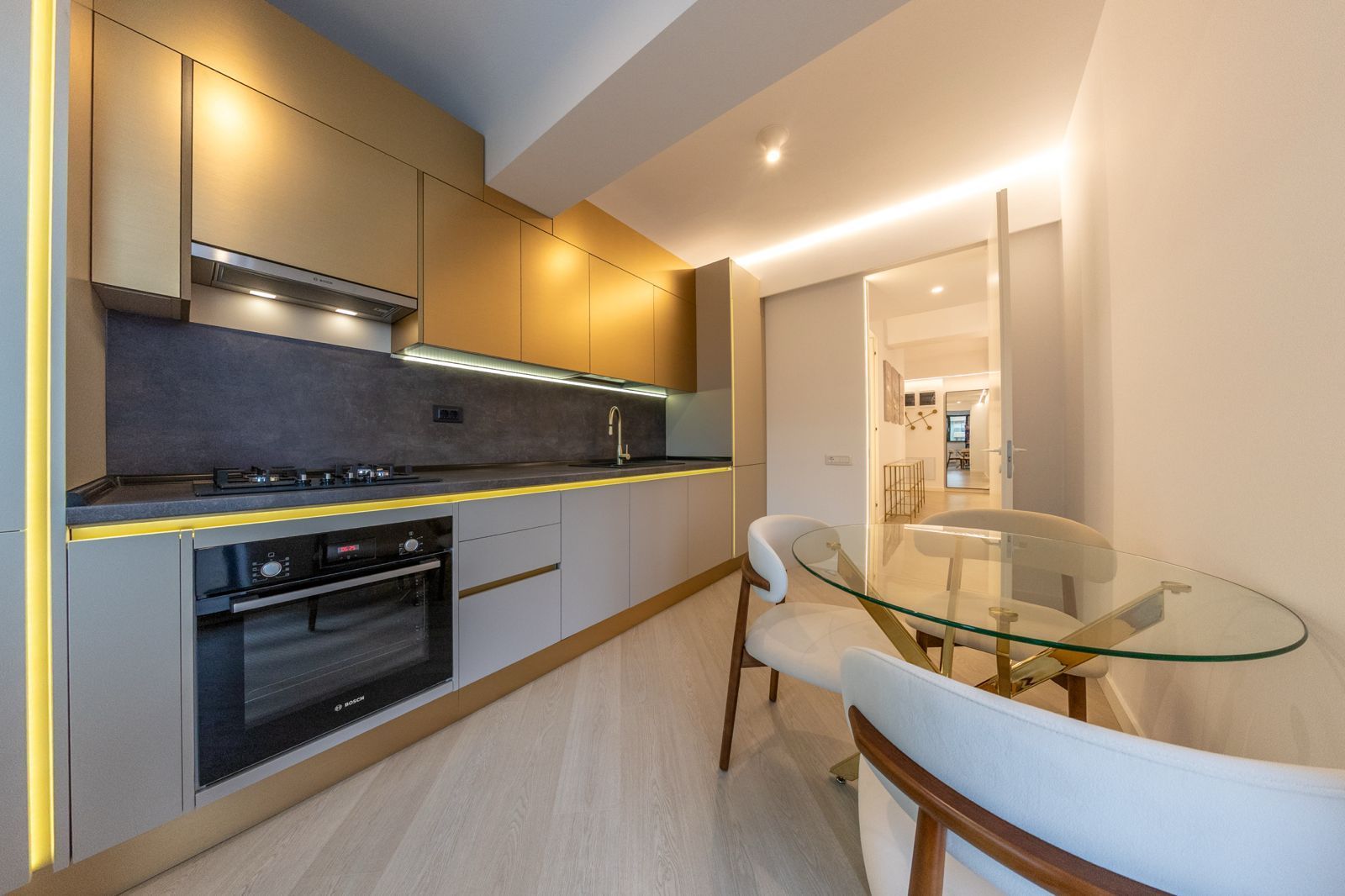 Apartament 3 camere de inchiriat parcare inclusa | Cortina North - Poză 2