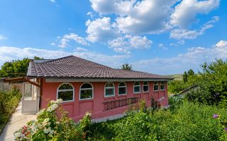 Strășeni.  Apartament la sol cu 3 dormitoare + living, teren și garaj. - Poză 3
