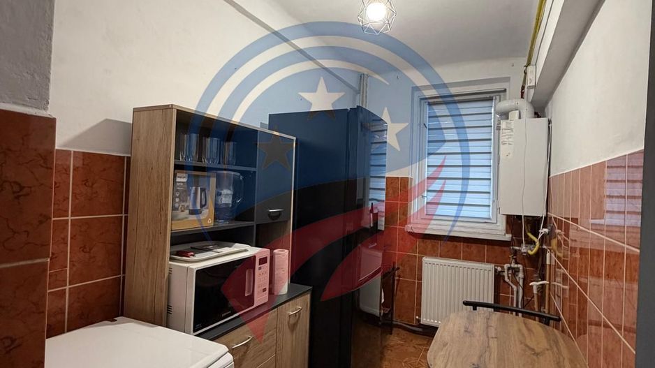 CHIRIE APARTAMENT 2 CAMERE CENTRUL VECHI - Poză 3