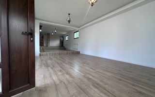 Între dealuri, viță de vie și liniște deplină! Vanzare casa in Prahova - Poză 11