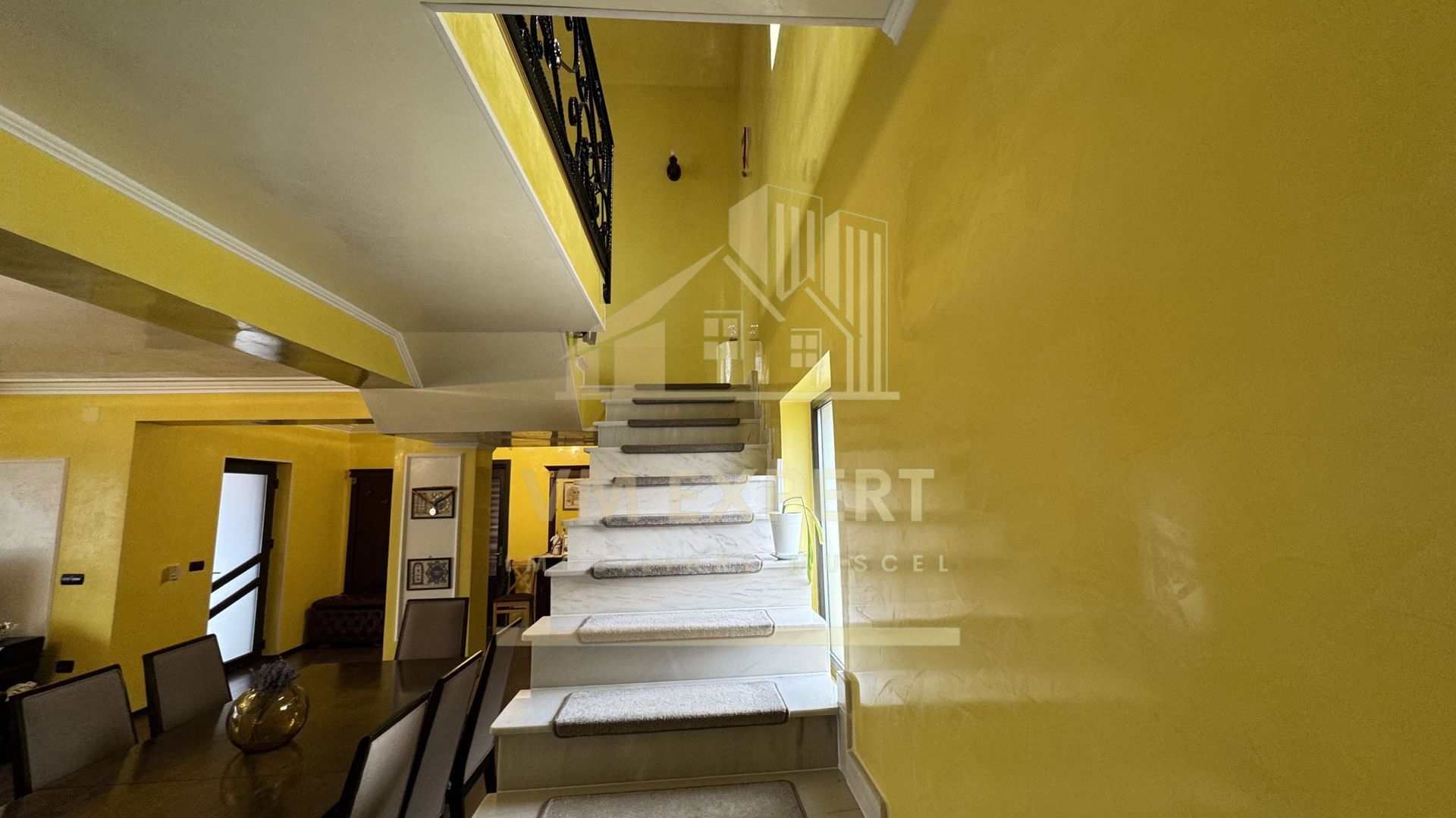 VILA 5 CAMERE 246 MP TEREN 817 MP CÂMPULUNG, 0 COMISION CUMPARATOR - Poză 12