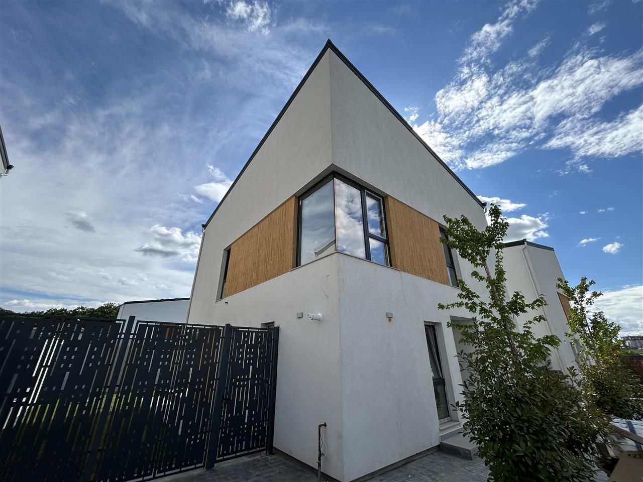 VILA INDIVIDUALA | TUNARI | MUTARE IMEDIATA - Poză 3