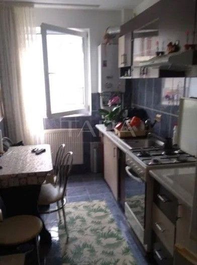 Apartament cu 2 camere și parcare inclusă în Florești, zona Florilor - Poză 3