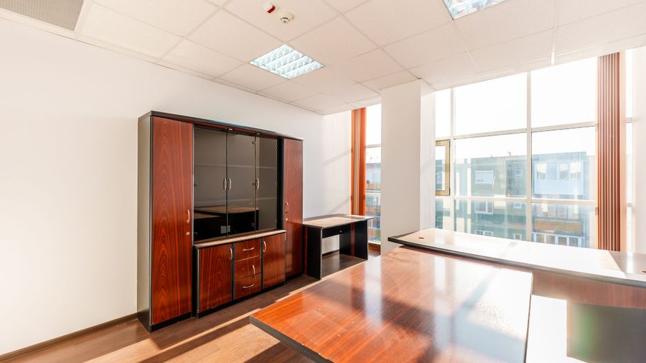 Spațiu comercial cu destinații multiple - Poză 12