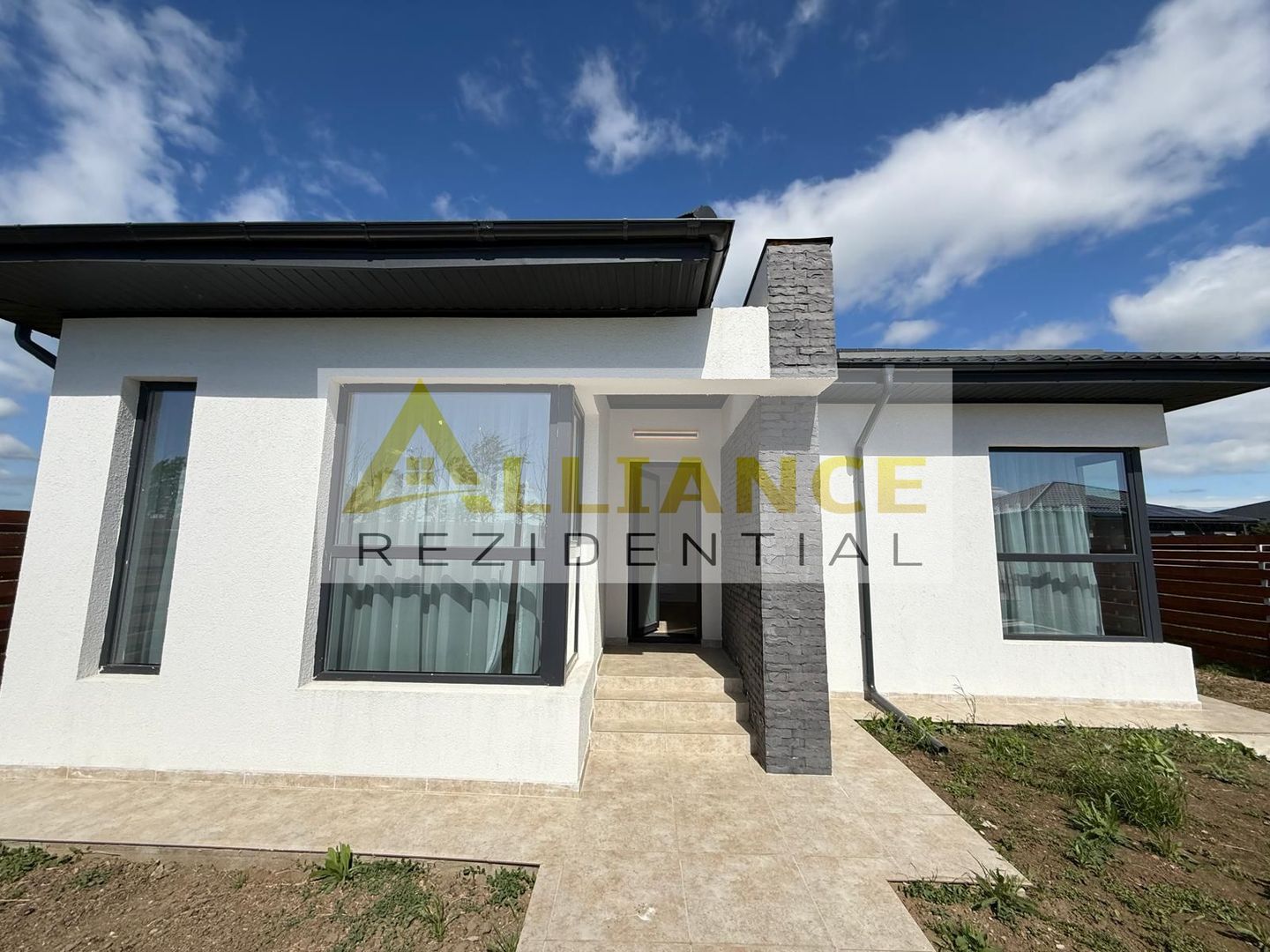 Casa individuala parter - 3 camere- 2 bai - teren 375mp - Poză 17