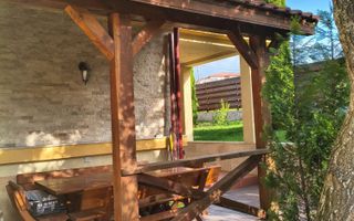 Casa individuala 270 mp, teren 885 mp, toate utilitatile, Chinteni - Poză 2