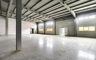 Hala industriala de inchiriat în Arad, 2.744 m², acces TIR și auto - Poză 2