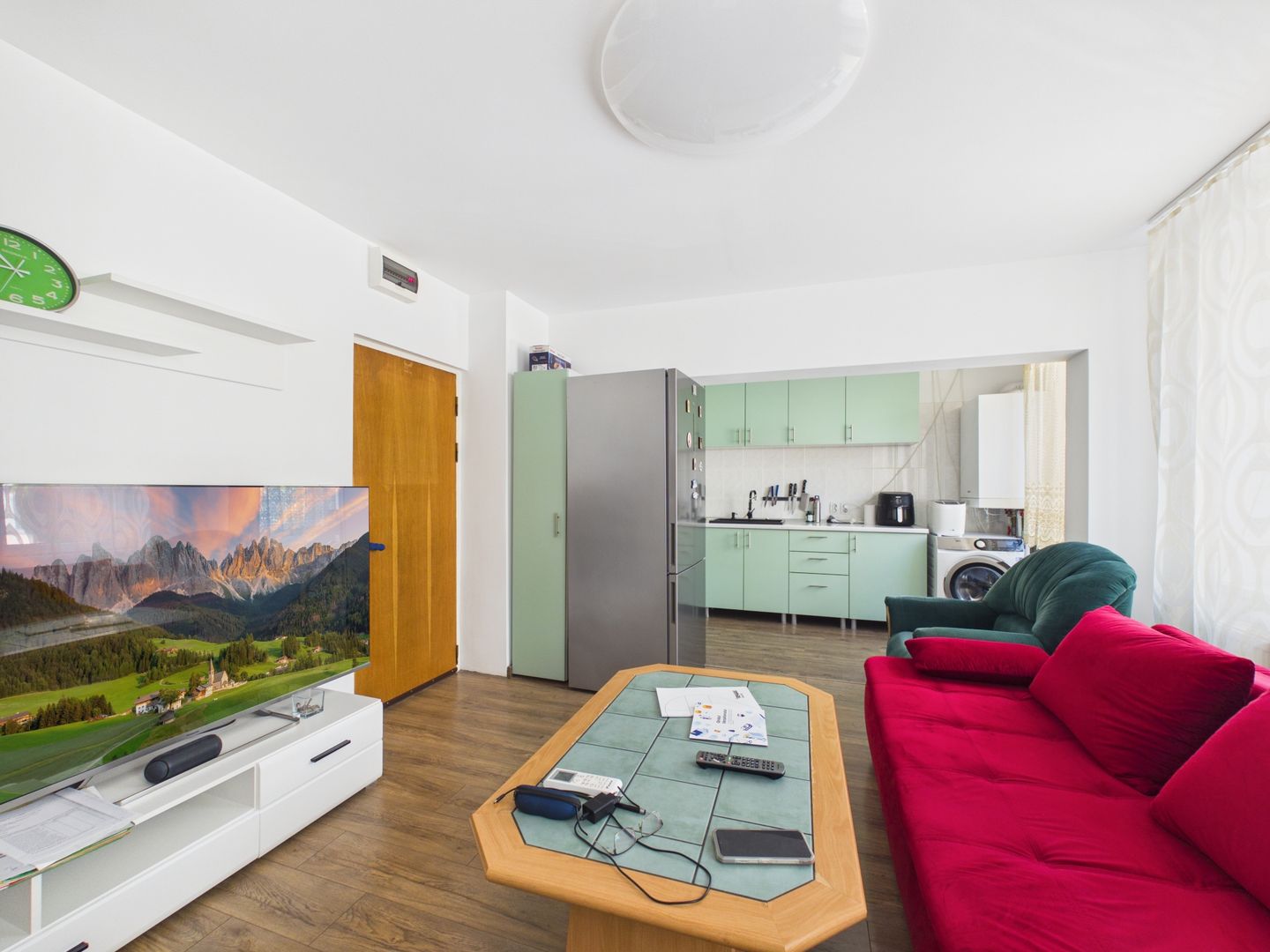 Casa cu 8 camere de vanzare | rezidential si comercial | Nerva Traian - Poză 1
