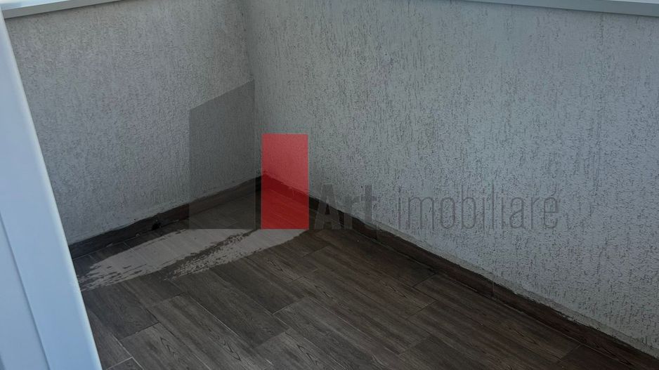 Apartament cu 2 camere-Bulevardul Timisoara-cu centrala+loc de parcare - Poză 24