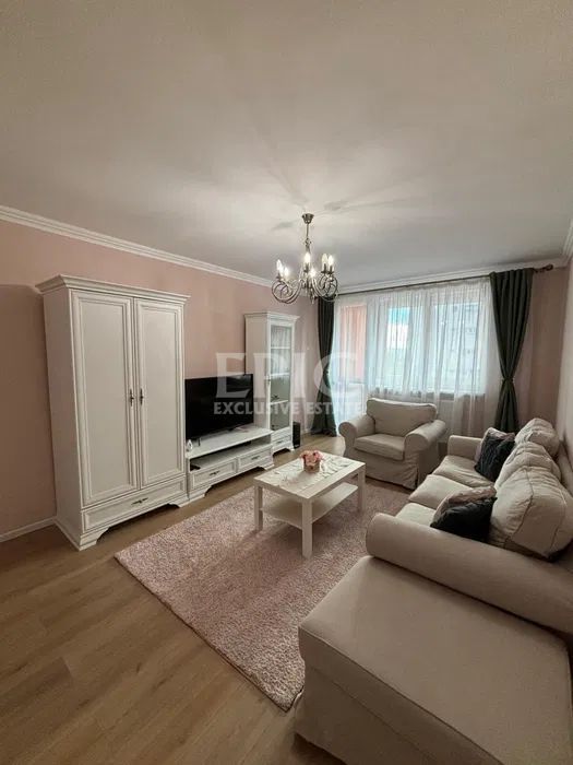 Chirie 2 camere, Modern, Decomandat, Zona Poli II - Poză 1