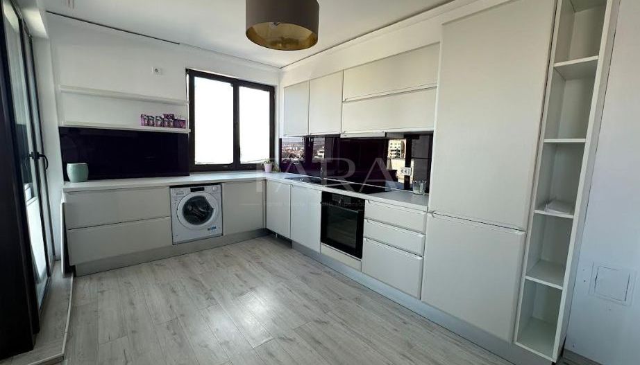 Apartament de 4 Camere cu Terasă Impresionantă, Lângă Iulius Mall - Poză 2