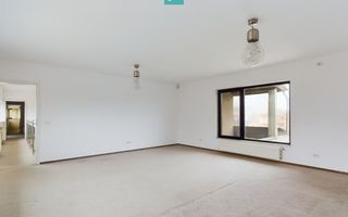 Vilă de lux cu două locuințe, în Dumbrăvița – Locație Excelentă! - Poză 23