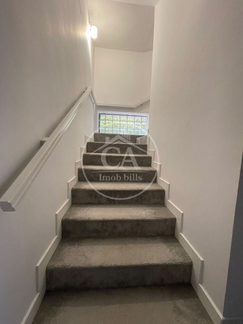 Casa de vanzare cu 10 camere in Santandrei, Bihor - Poză 33