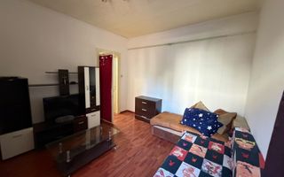 Garsonieră Zona Centrală - Popa Nan Acces la curte și centrală proprie - Poză 1