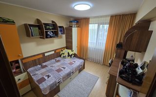 Apartament 3 camere, decomandat,  Micro 13B - Poză 6