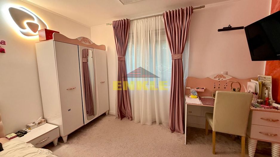 Casă de vânzare  P+M– 163 mp utili, teren 544 mp. - Poză 10