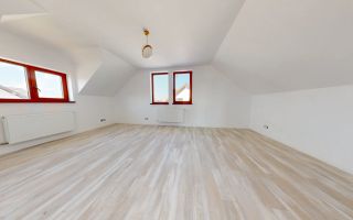 Vila cu arhitectura deosebita in Izvor-Tarlungeni - Poză 15