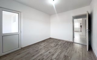 Apartament central | 3 camere | 3 balcoane | investiție ideală. - Poză 1
