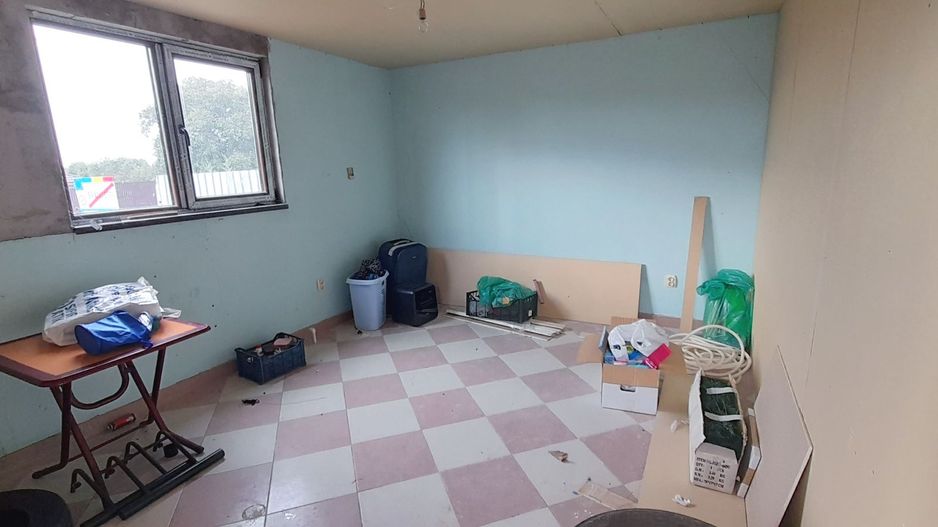 Casă şi spaţiu multifuncţional, bar, sală de evenimente în Brătuleşti - Poză 12