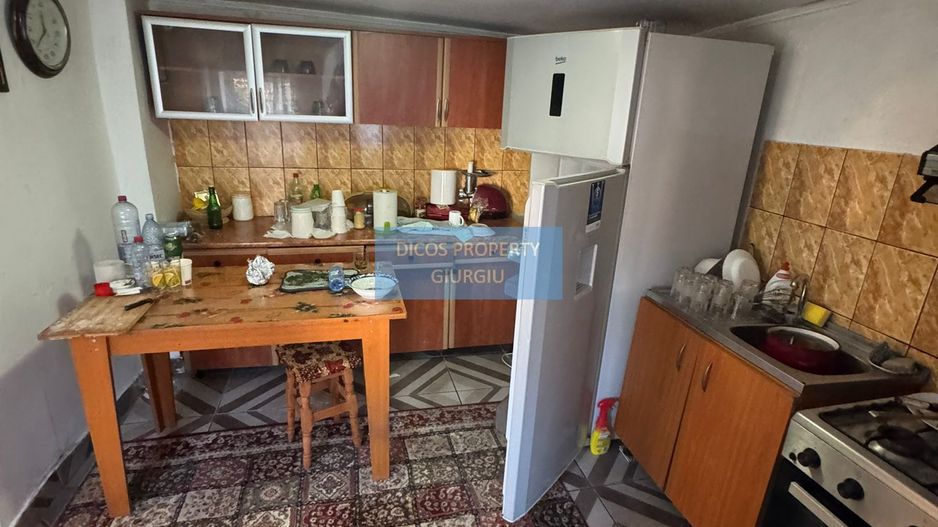 De Vânzare - Casă, Strada Griviței - Poză 14