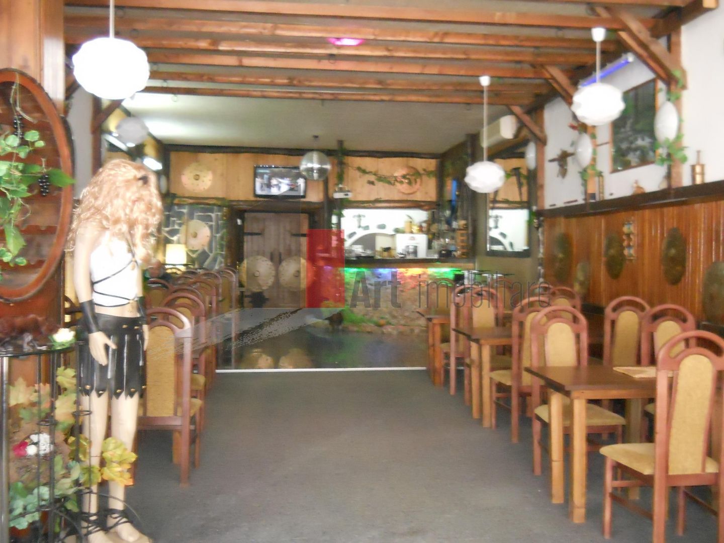 Spatiu comercial de inchiriat in Giulesti (langa stadion, complex comercial) - Poză 24