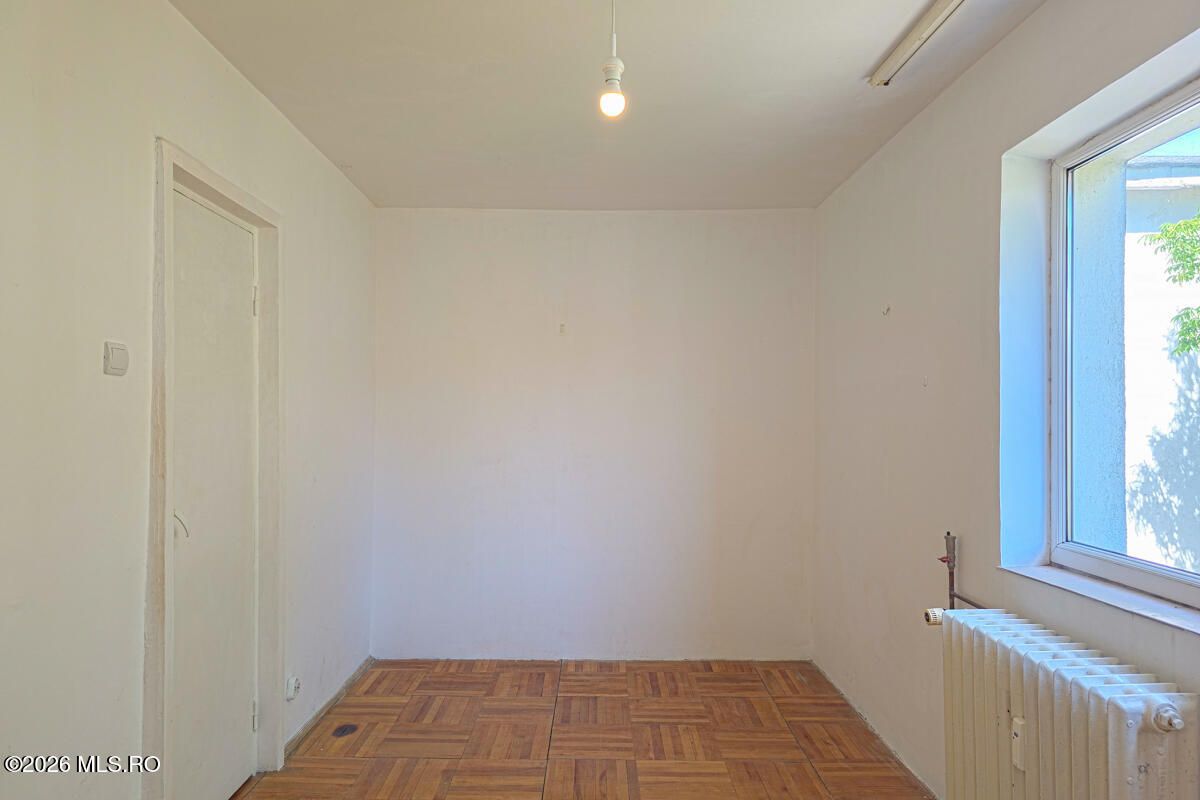 Sagului - Intrarea Raului - Apartament 2 Camere + Birou/Dormitor Mic - Poză 6
