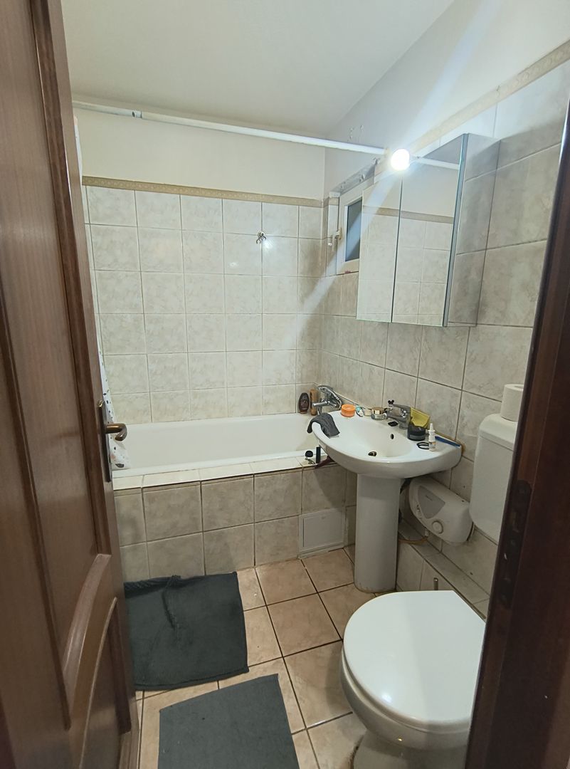 Titulescu- Banu Manta- Ion Mihalache (1 Mai) - Poză 3