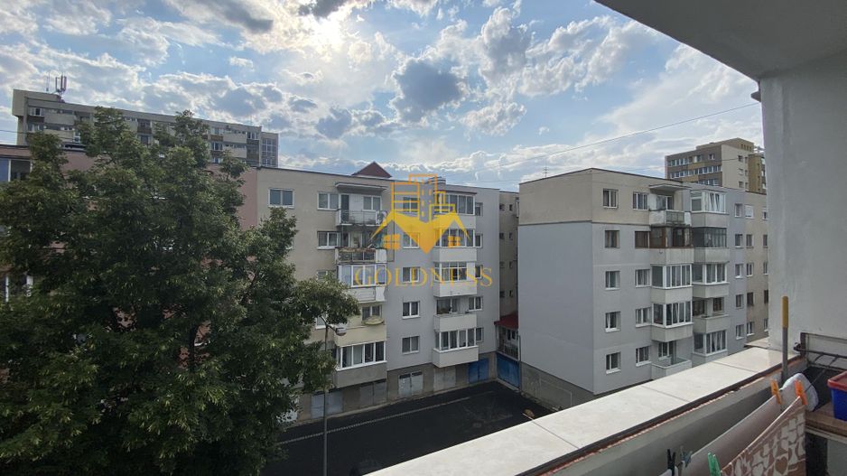 3 camere, et.3, boxa , decomandat, 2 balcoane, 70 mp, Gr Alexandrescu! - Poză 4