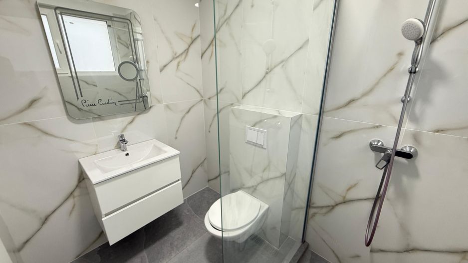 Vila Indivduala Aerocity Tunari - Poză 8