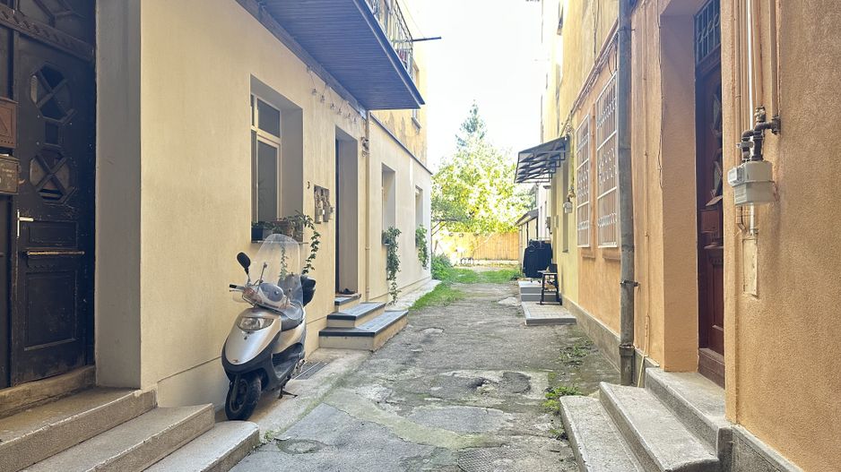 Apartament in casa spațios la doar 5-7 minute de Centrul Istoric - Poză 24