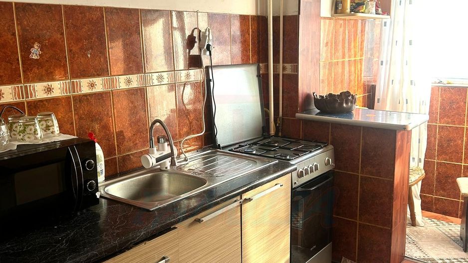 Apartament cu 1 cameră decomandat, etaj 8/11, Micro 20 – de închiriat - Poză 4