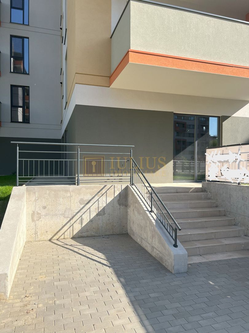 Spatiu 90mp utili; bloc nou, vad comercial ! Zona de nord - la bulevard. - Poză 2