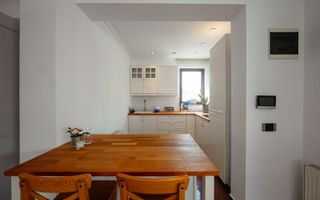 Vilă modernă  cu curte generoasă în Iancu Nicolae - Poză 24