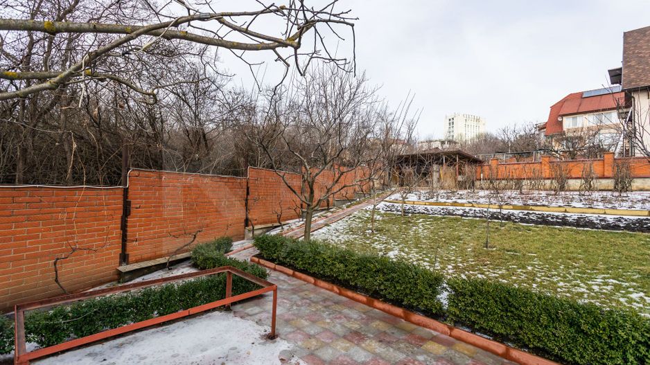 Vânzare, casă, 3 nivele, 200 mp + 10 ari, str. Gura Văii, Rîșcani - Poză 46