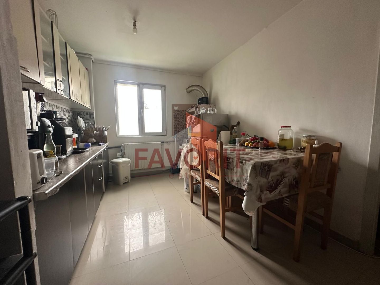 3 camere | centrala proprie | mobilat si utilat | zona excelenta | - Poză 5
